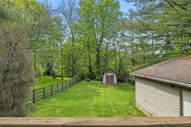 327 Smith Street, Midway, KY 40347