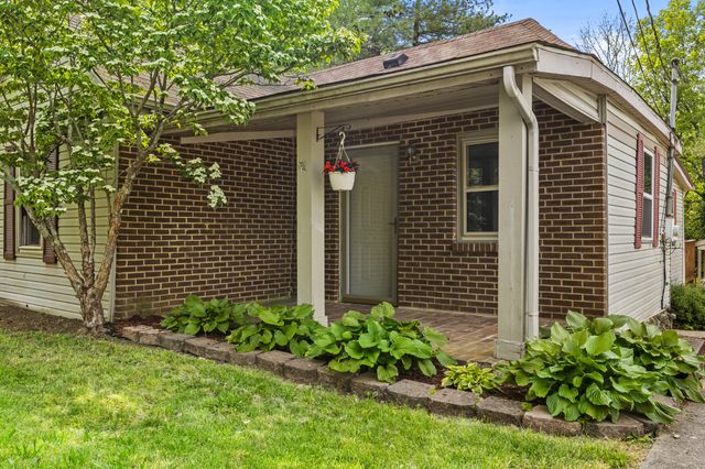 327 Smith Street, Midway, KY 40347
