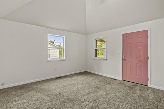 327 Smith Street, Midway, KY 40347