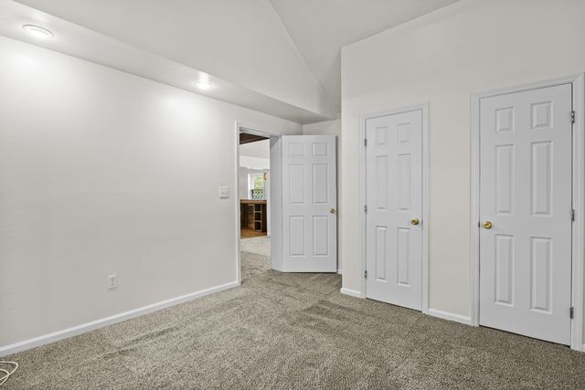 327 Smith Street, Midway, KY 40347