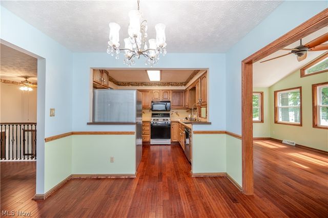 4851 Woodridge Drive, Youngstown, OH 44515