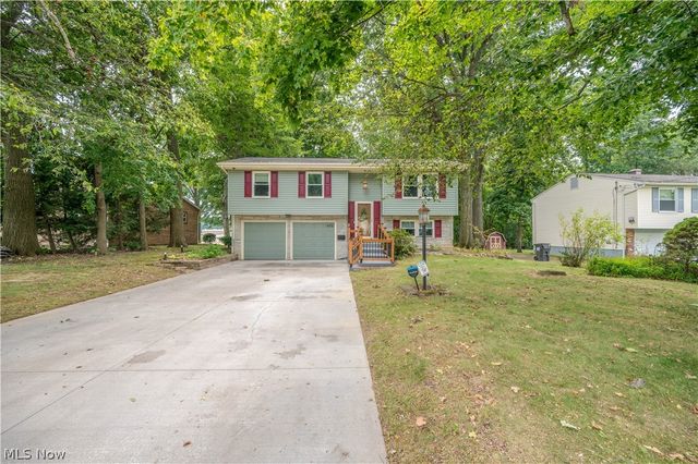 4851 Woodridge Drive, Youngstown, OH 44515