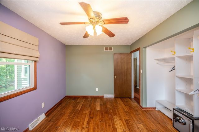 4851 Woodridge Drive, Youngstown, OH 44515
