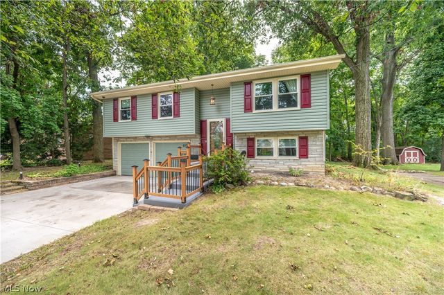 4851 Woodridge Drive, Youngstown, OH 44515