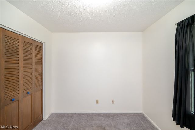 4851 Woodridge Drive, Youngstown, OH 44515
