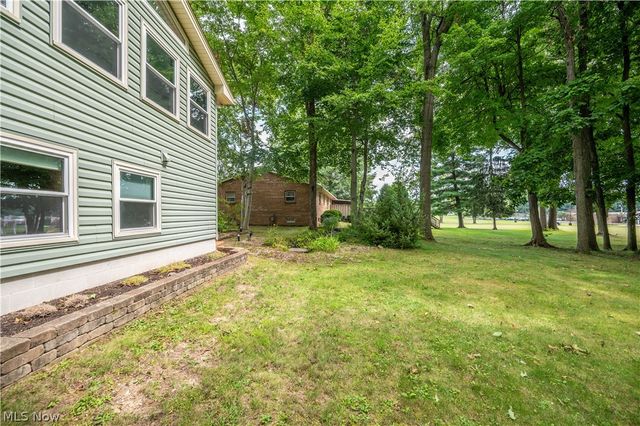 4851 Woodridge Drive, Youngstown, OH 44515
