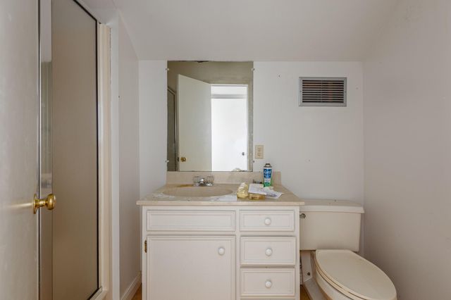 1331 County Road 2071, Hull, TX 77564