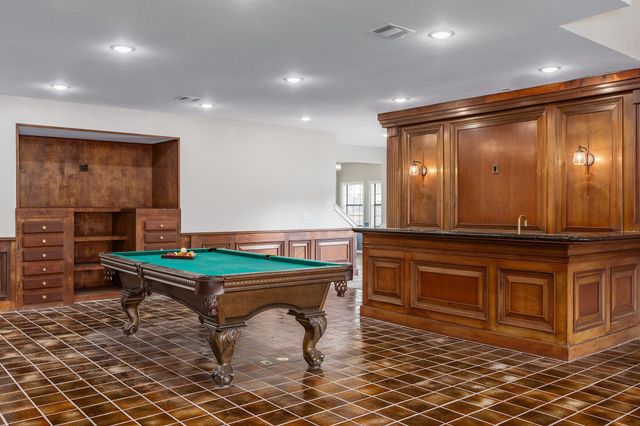 1331 County Road 2071, Hull, TX 77564