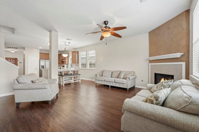 12819 Pecan Shores Drive, Houston, TX 77044