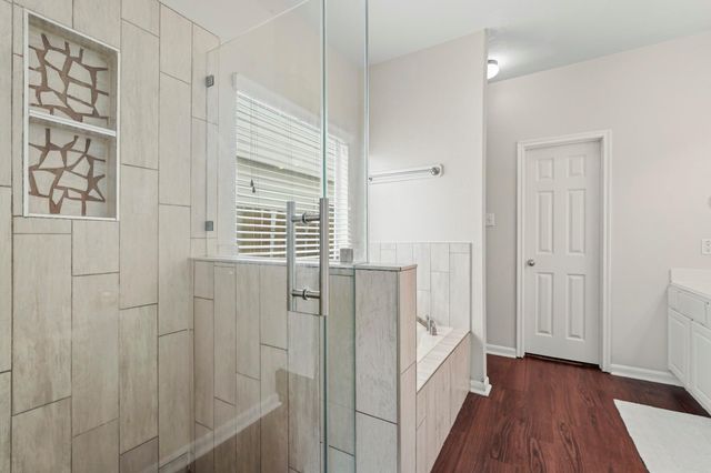12819 Pecan Shores Drive, Houston, TX 77044