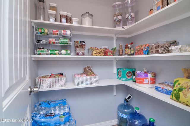 8805 17th Street, Lubbock, TX 79416