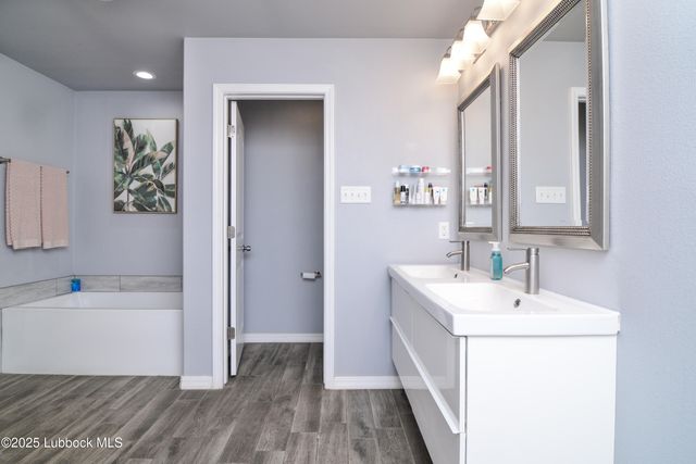 8805 17th Street, Lubbock, TX 79416