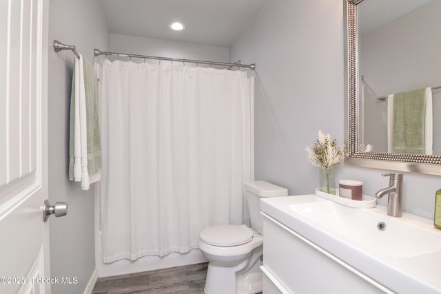 8805 17th Street, Lubbock, TX 79416