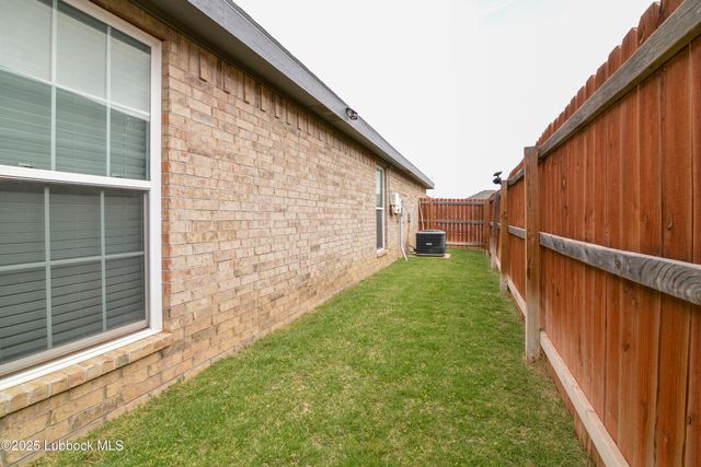 8805 17th Street, Lubbock, TX 79416