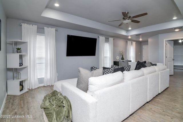 8805 17th Street, Lubbock, TX 79416