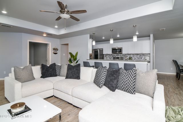 8805 17th Street, Lubbock, TX 79416