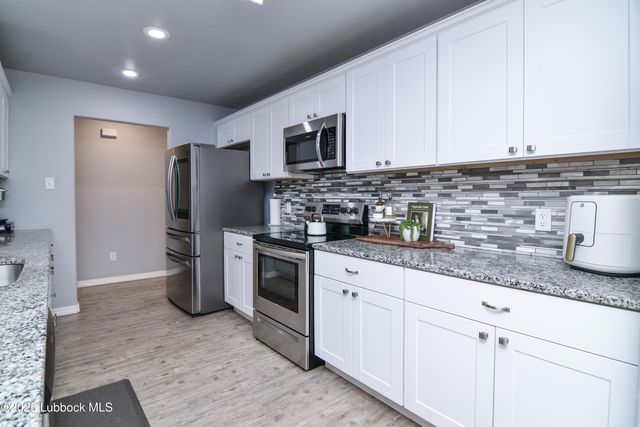 8805 17th Street, Lubbock, TX 79416