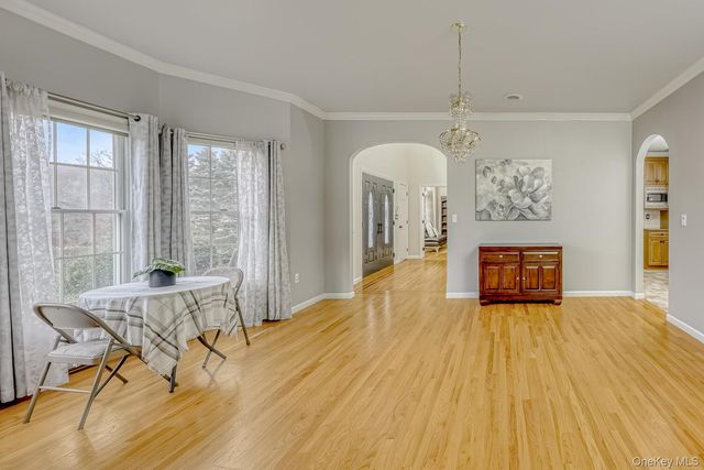 22 Golden Road, Suffern, NY 10901