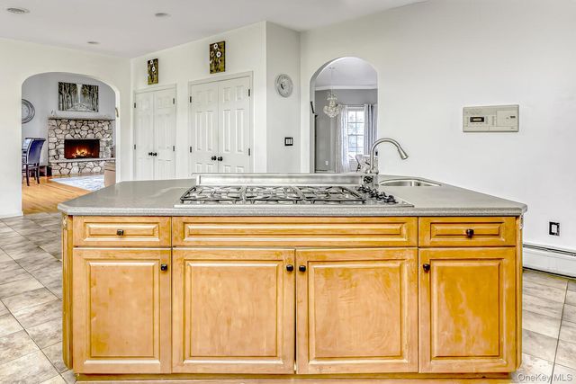22 Golden Road, Suffern, NY 10901