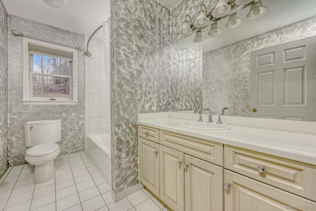 22 Golden Road, Suffern, NY 10901