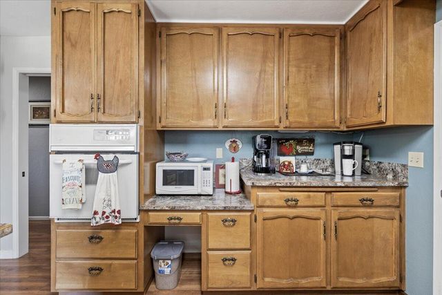 4214 Midway Avenue, Grants Pass, OR 97527