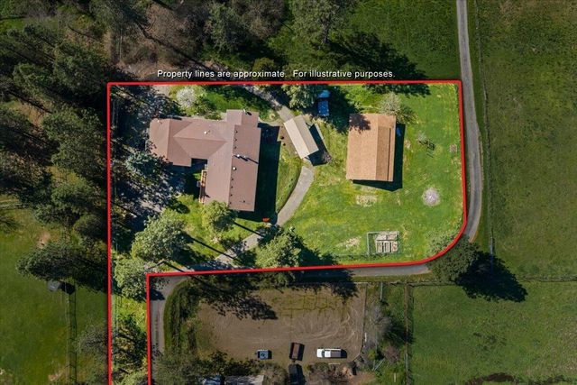 4214 Midway Avenue, Grants Pass, OR 97527