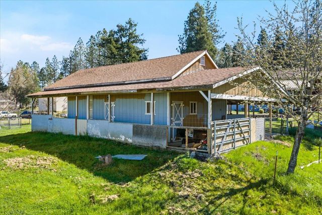 4214 Midway Avenue, Grants Pass, OR 97527