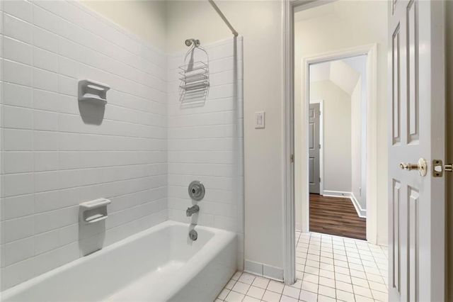 17 Downshire Circle, Decatur, GA 30033