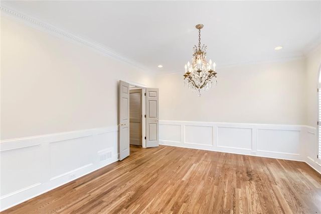 17 Downshire Circle, Decatur, GA 30033