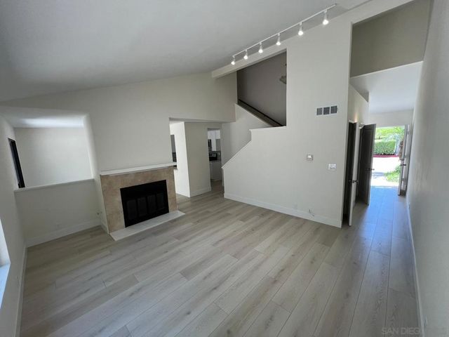 283 Durian, Vista, CA 92083