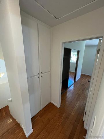 283 Durian, Vista, CA 92083