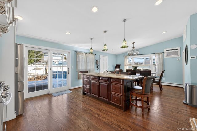 3351 4th Street, Oceanside, NY 11572