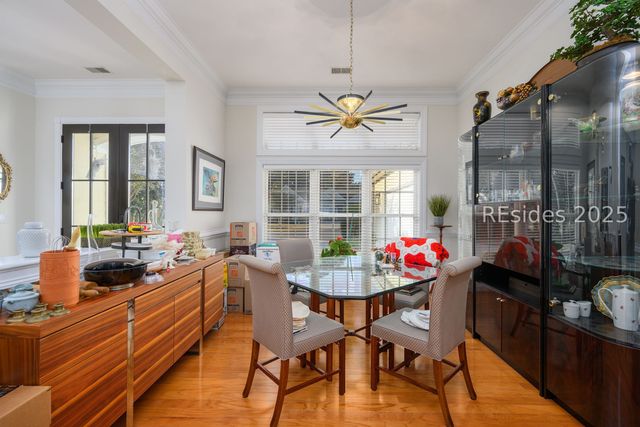 1 Crescent Cir, Bluffton, SC 29910