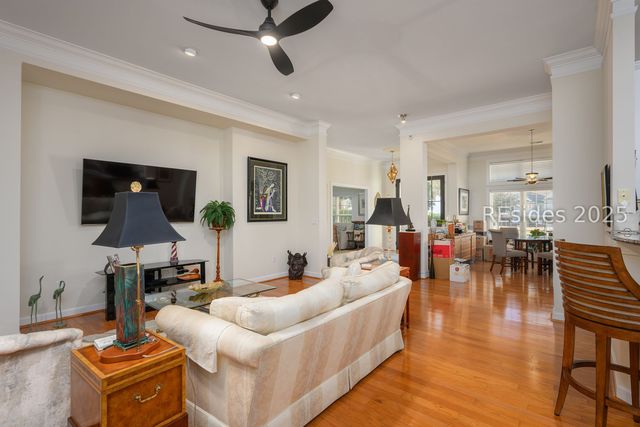 1 Crescent Cir, Bluffton, SC 29910