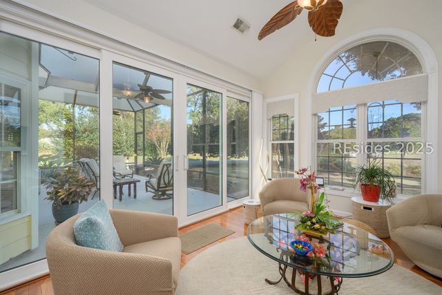 1 Crescent Cir, Bluffton, SC 29910