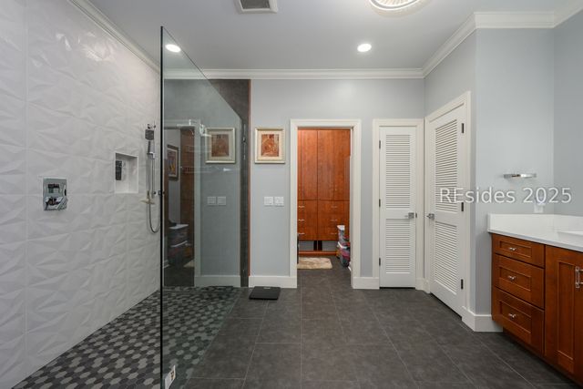 1 Crescent Cir, Bluffton, SC 29910