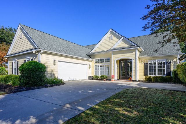1 Crescent Cir, Bluffton, SC 29910