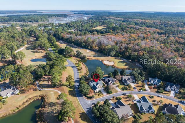 1 Crescent Cir, Bluffton, SC 29910