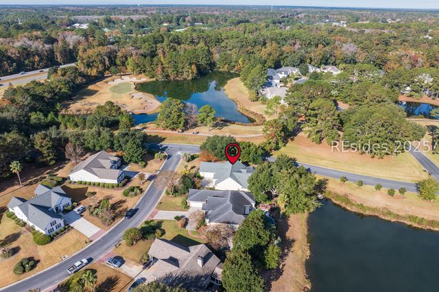 1 Crescent Cir, Bluffton, SC 29910