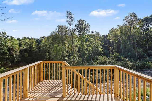 18370 Loganwood Trail, Battle Creek, MI 49014
