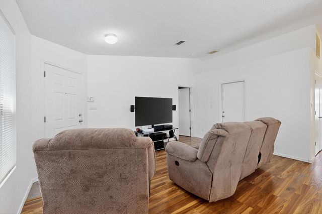 658 REDWOOD Street SW, Rio Rancho, NM 87124