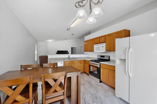 658 REDWOOD Street SW, Rio Rancho, NM 87124