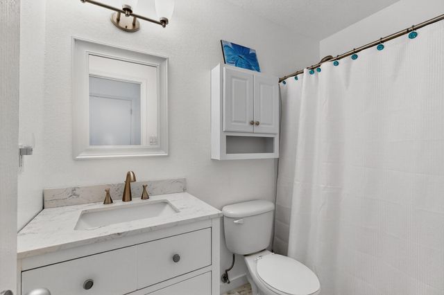 658 REDWOOD Street SW, Rio Rancho, NM 87124