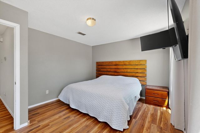 658 REDWOOD Street SW, Rio Rancho, NM 87124