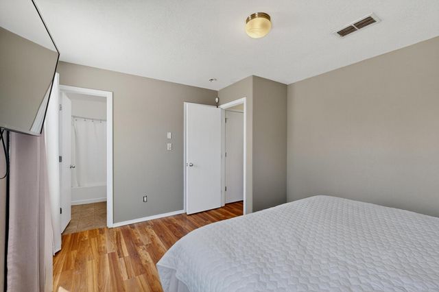 658 REDWOOD Street SW, Rio Rancho, NM 87124