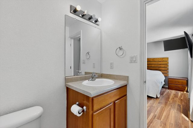 658 REDWOOD Street SW, Rio Rancho, NM 87124