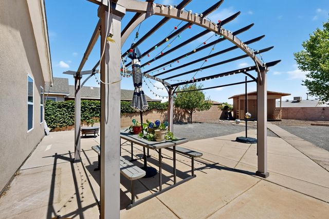 658 REDWOOD Street SW, Rio Rancho, NM 87124