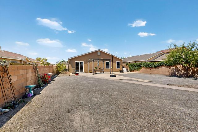 658 REDWOOD Street SW, Rio Rancho, NM 87124