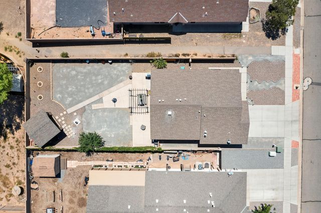 658 REDWOOD Street SW, Rio Rancho, NM 87124