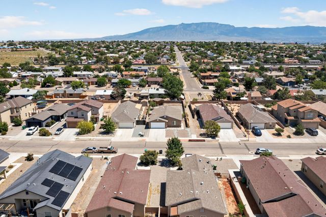 658 REDWOOD Street SW, Rio Rancho, NM 87124